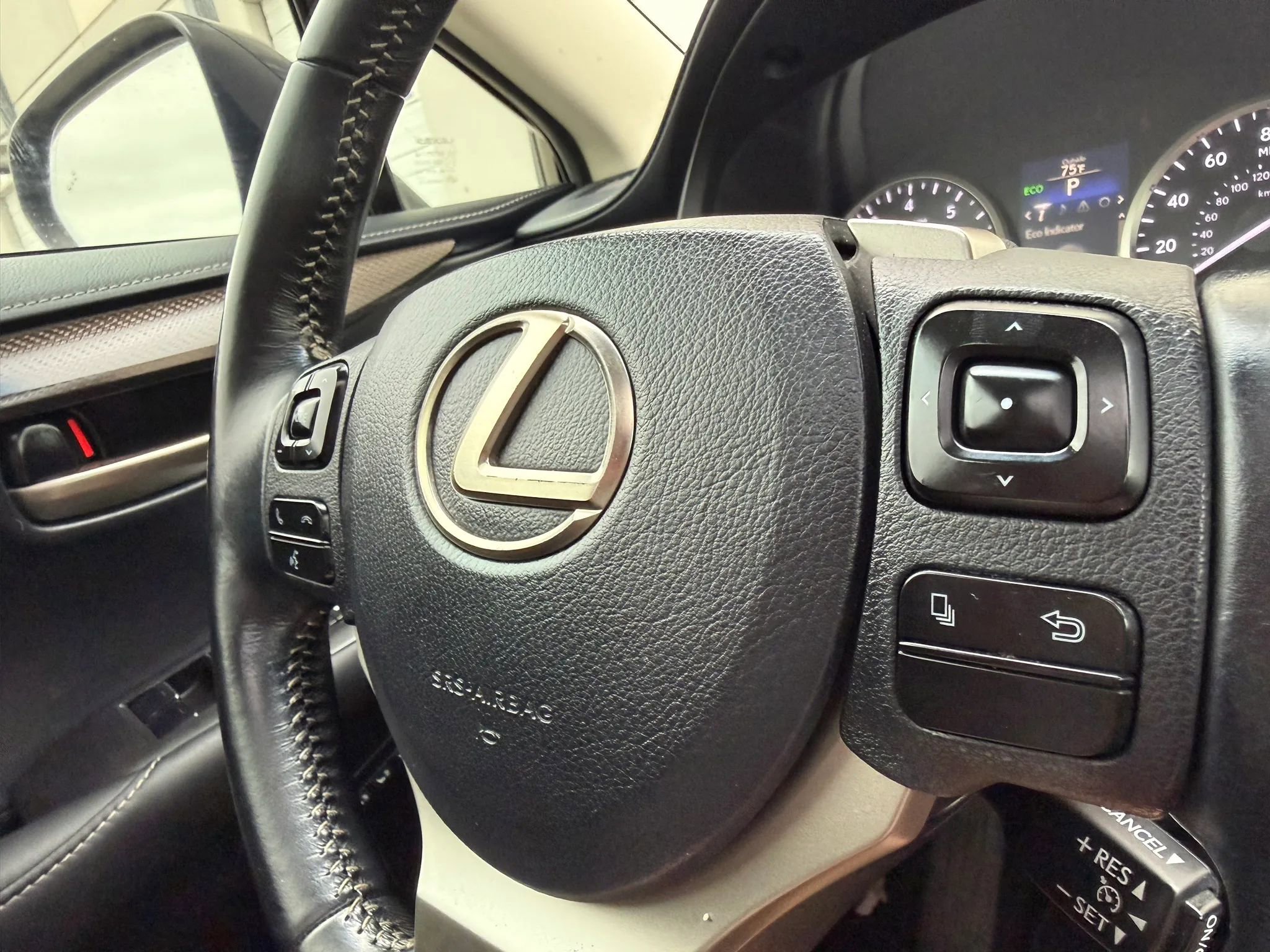 Used 2017 Lexus NX 200t FWD w/ Premium Package image 25