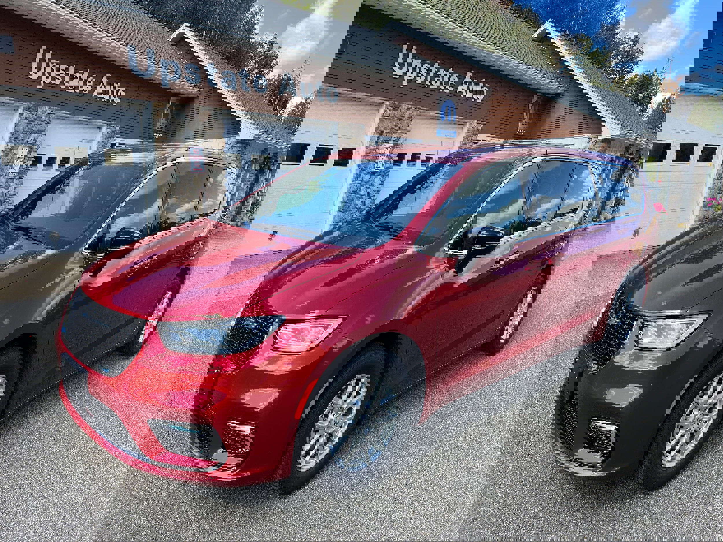New 2026 Chrysler Pacifica Select