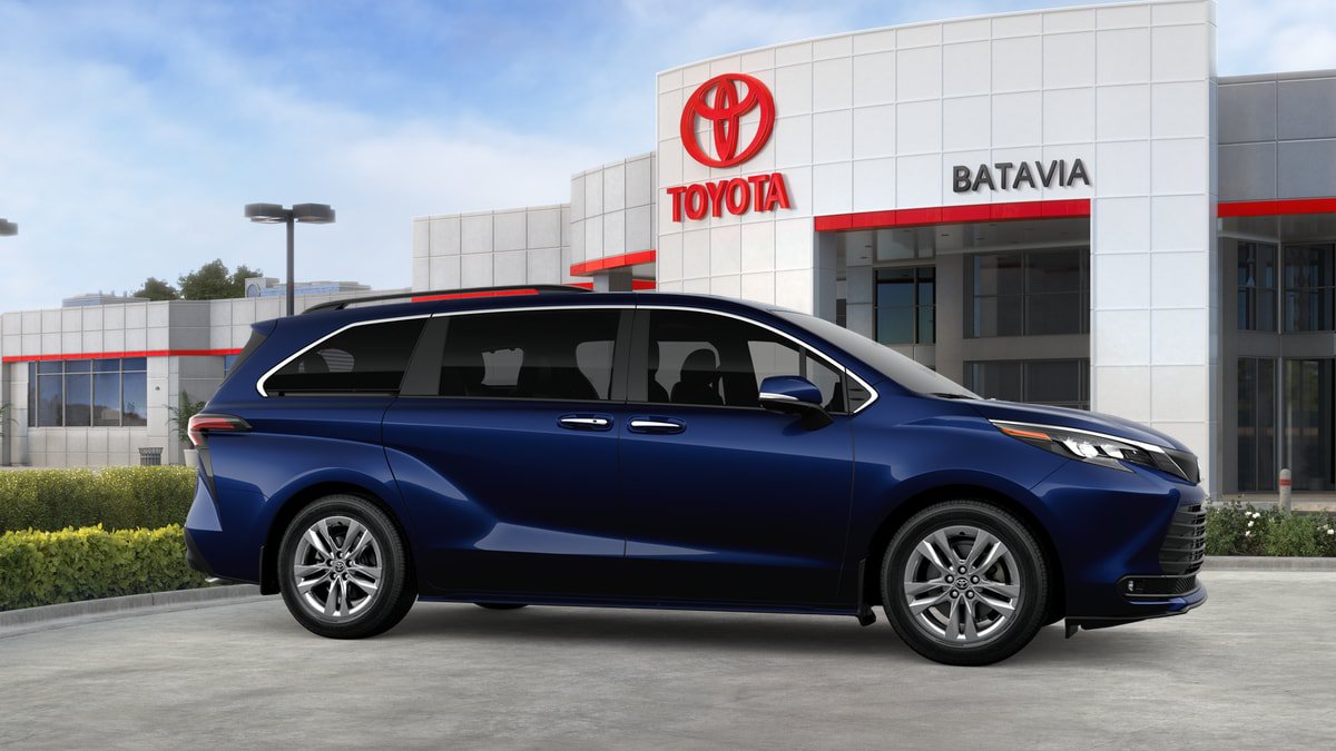 New 2026 Toyota Sienna XLE AWD/4WD image 13
