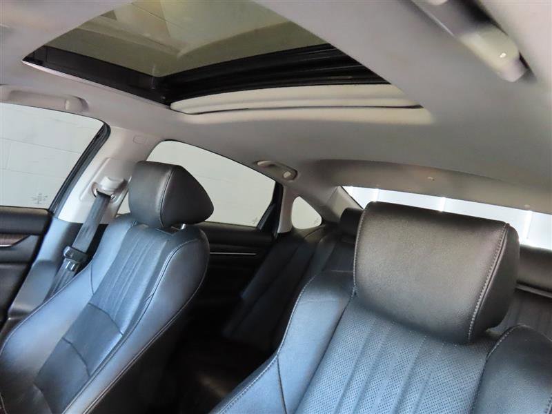 Used 2021 Honda Accord Touring image 18