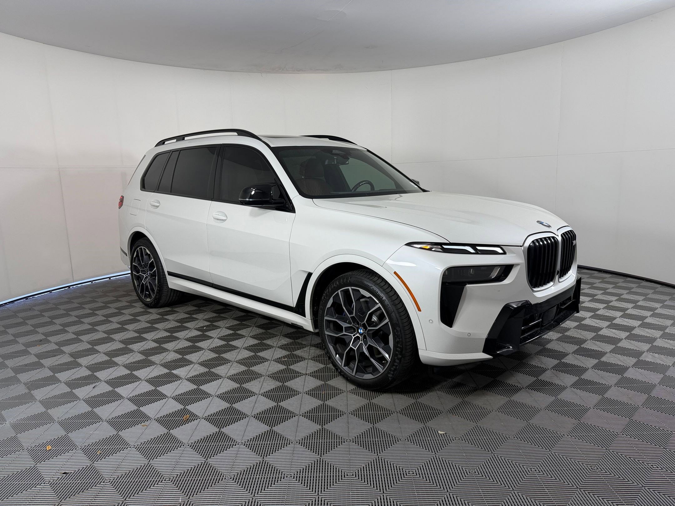 Certified 2024 BMW X7 M60i w/ Climate Comfort Package image 7