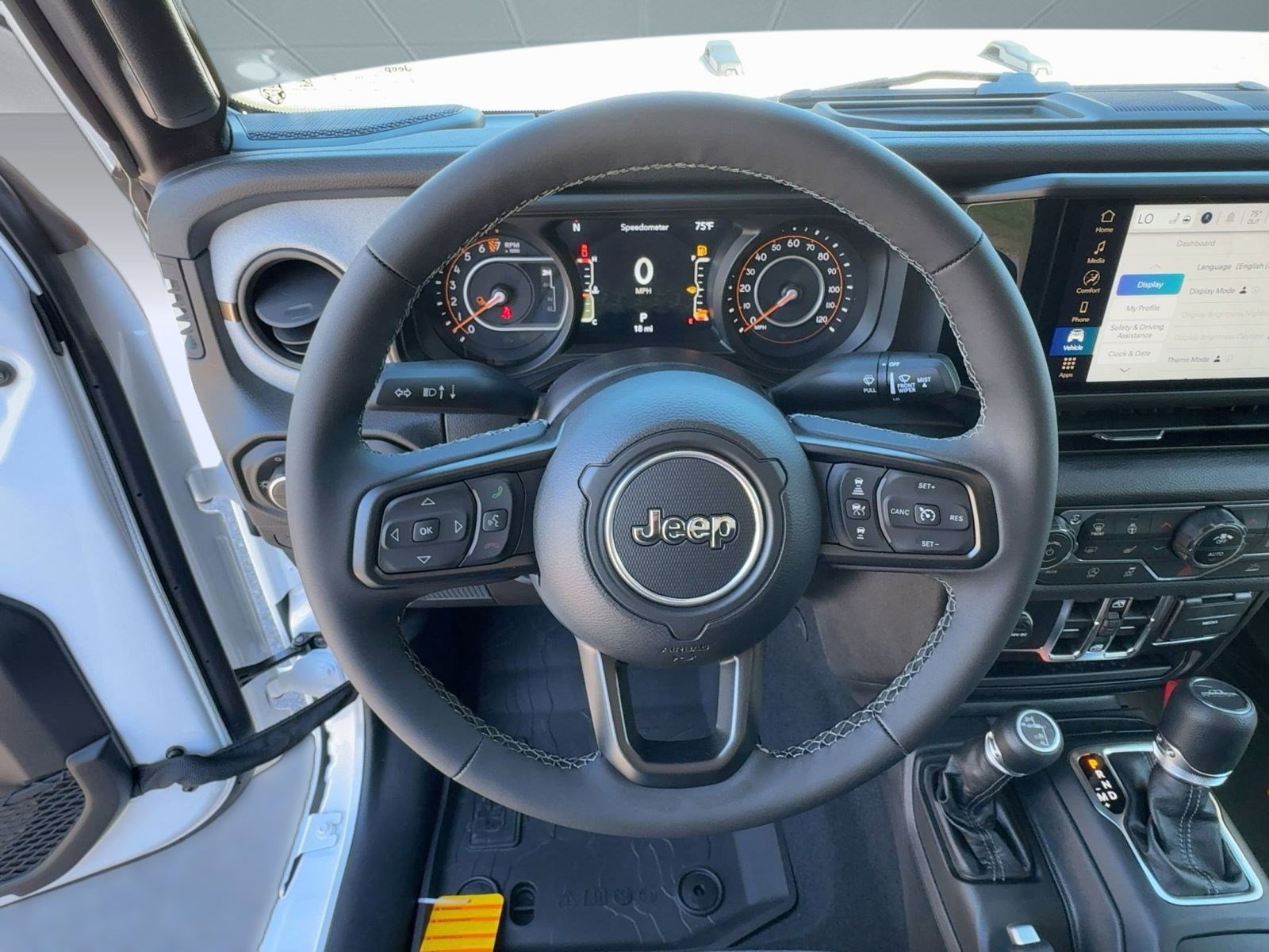 New 2025 Jeep Gladiator Sport image 4