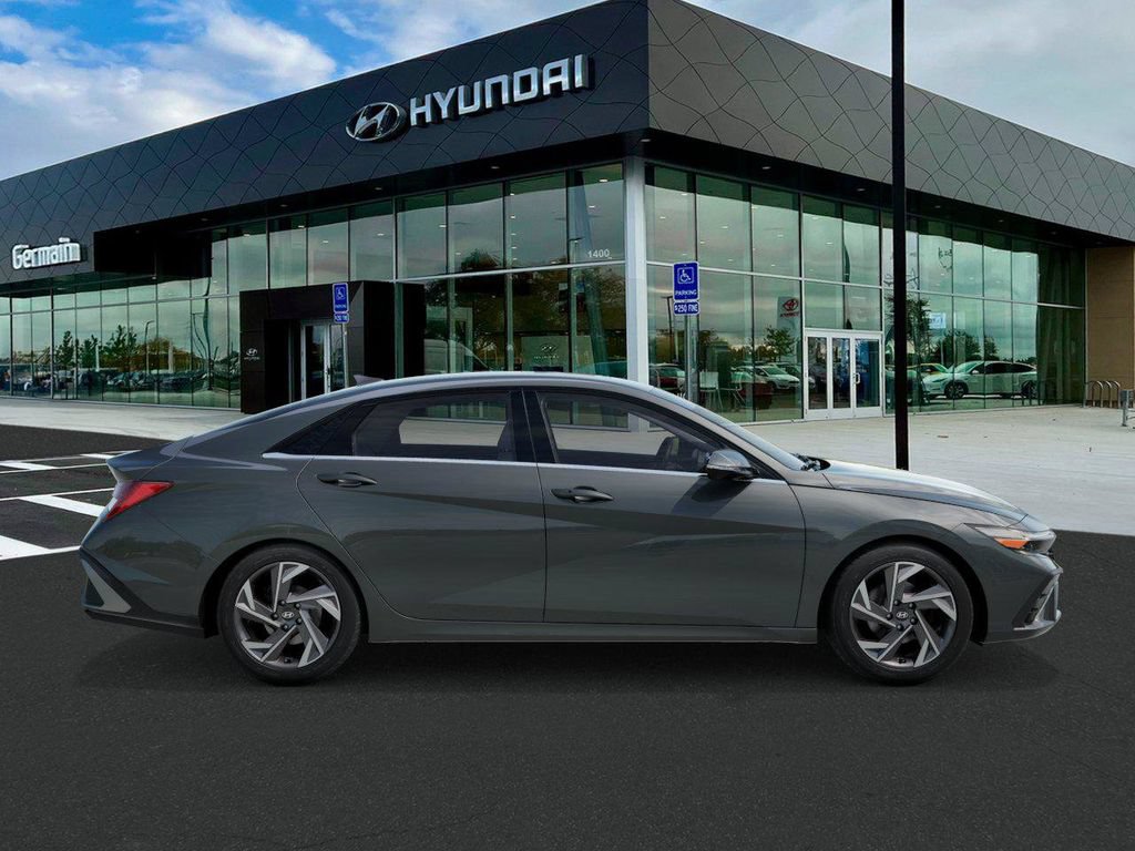 New 2026 Hyundai Elantra Limited FWD image 7