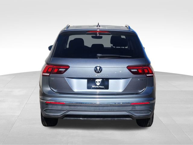 Used 2022 Volkswagen Tiguan SE image 8