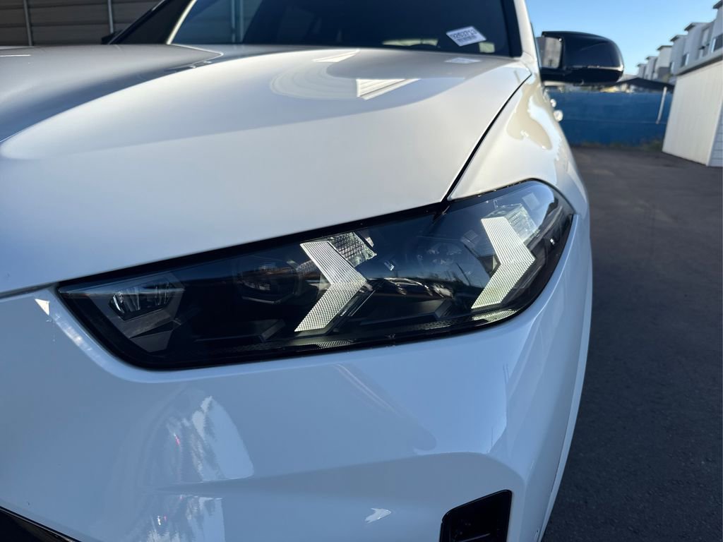 New 2026 BMW X5 M60i w/ Executive Package image 16