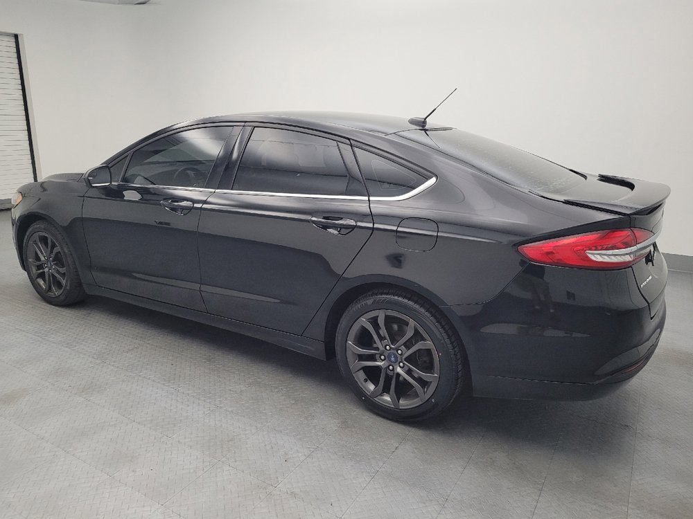 Used 2018 Ford Fusion SE w/ Equipment Group 201A FWD image 3
