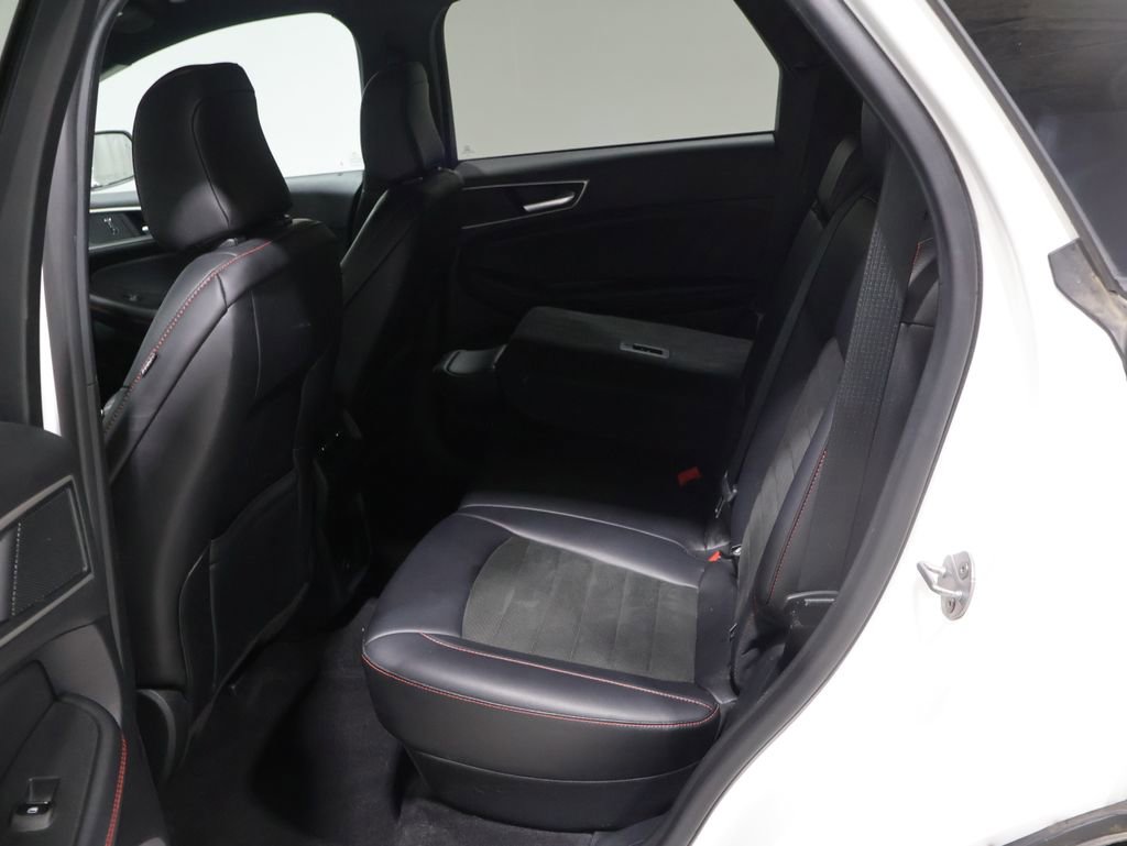 Used 2024 Ford Edge ST-Line AWD/4WD image 18