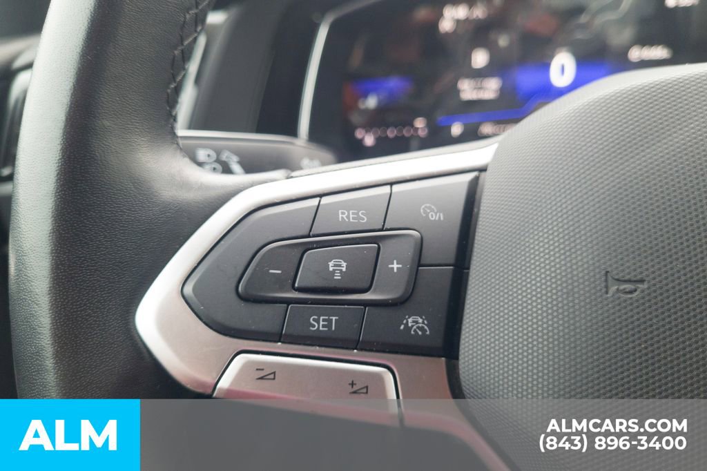 Used 2024 Volkswagen Jetta SE image 29