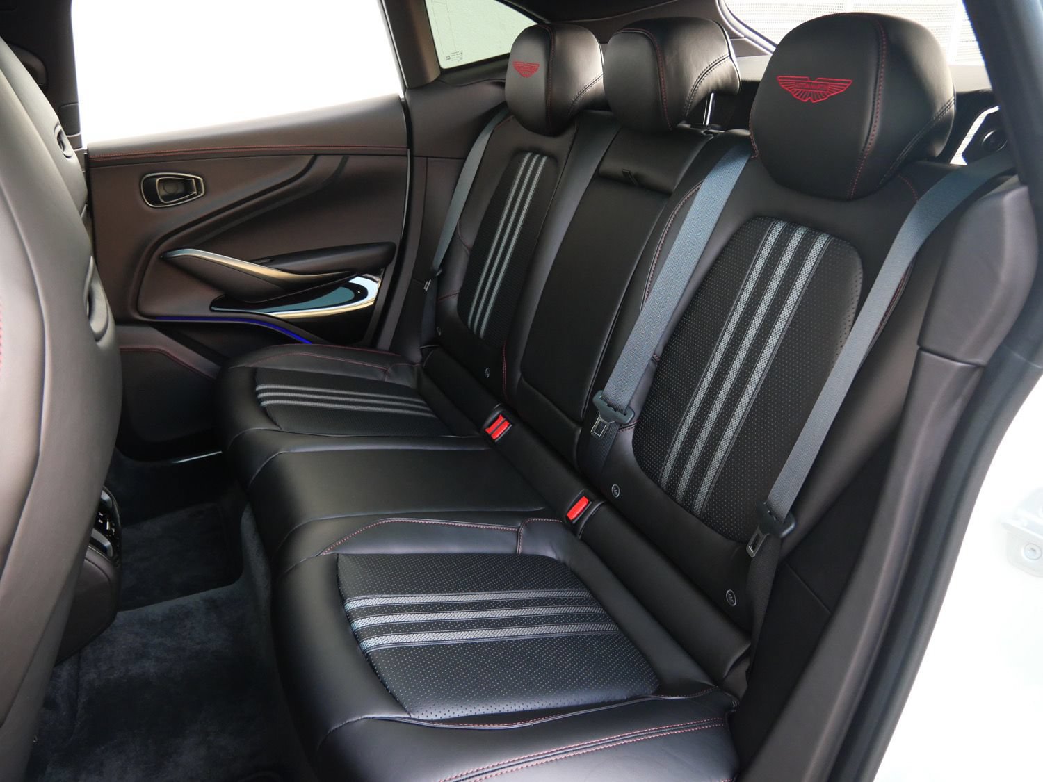New 2026 Aston Martin DBX 707 AWD/4WD image 17