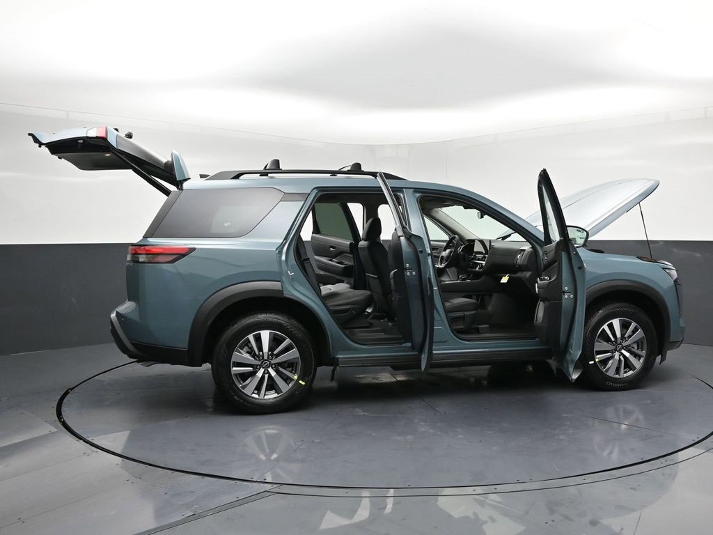 New 2026 Nissan Pathfinder SL image 37