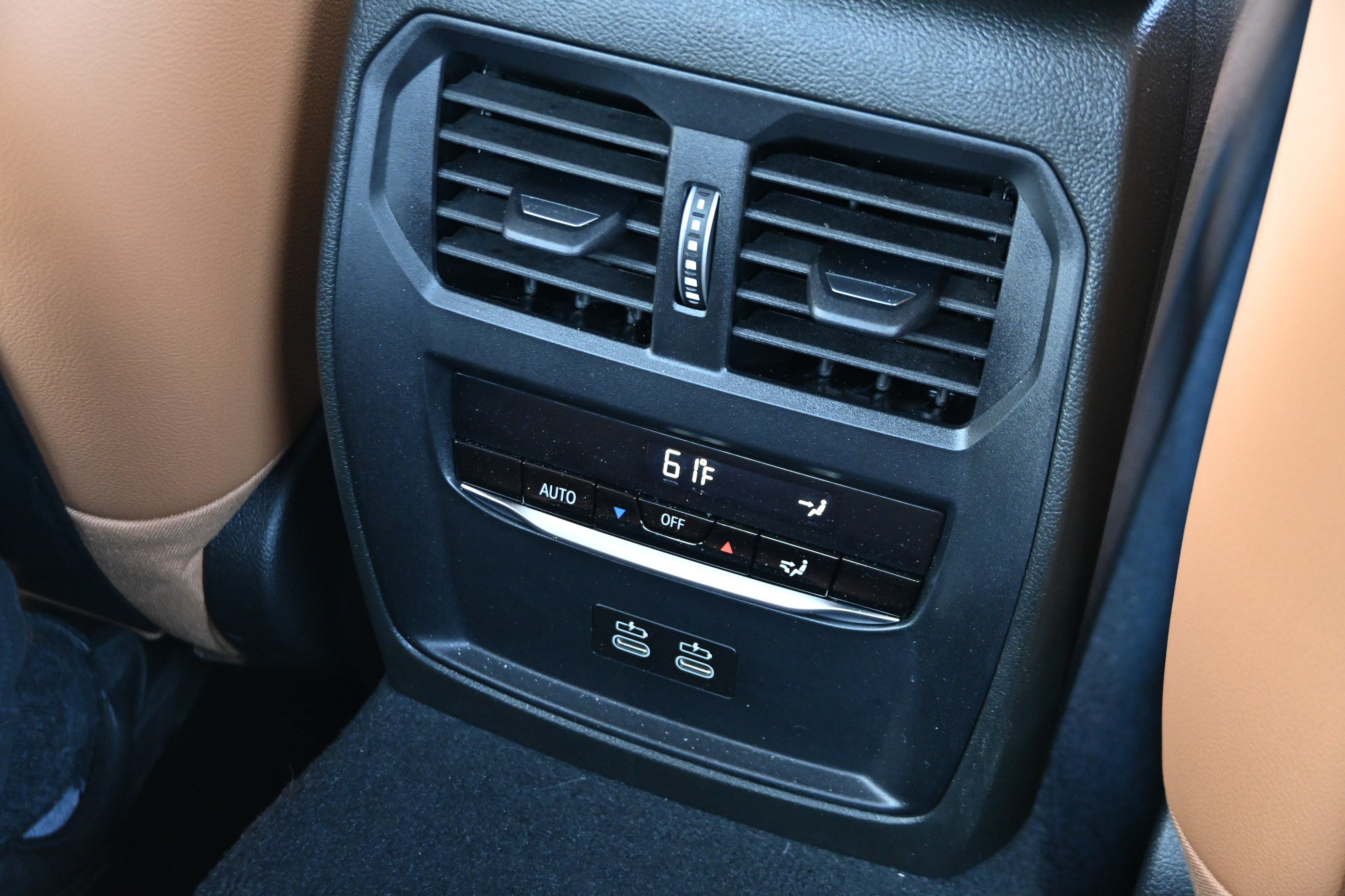 Certified 2025 BMW 330i Sedan RWD image 29