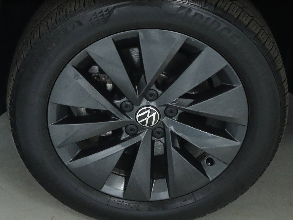 Used 2024 Volkswagen Taos S image 36