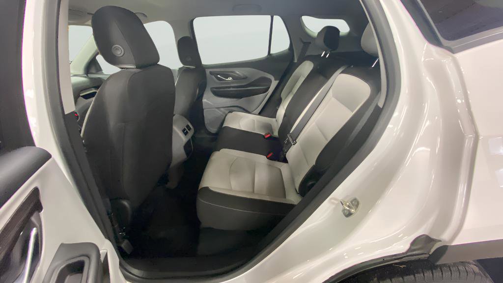 Used 2023 GMC Terrain SLE w/ Driver Convenience Package image 22