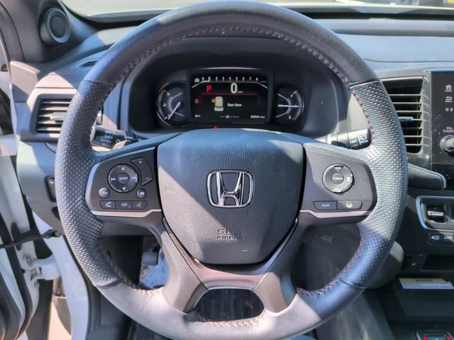 Used 2023 Honda Passport TrailSport image 13