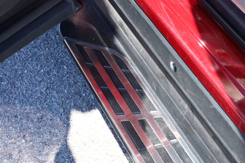 Used 2023 Toyota Highlander XLE image 35