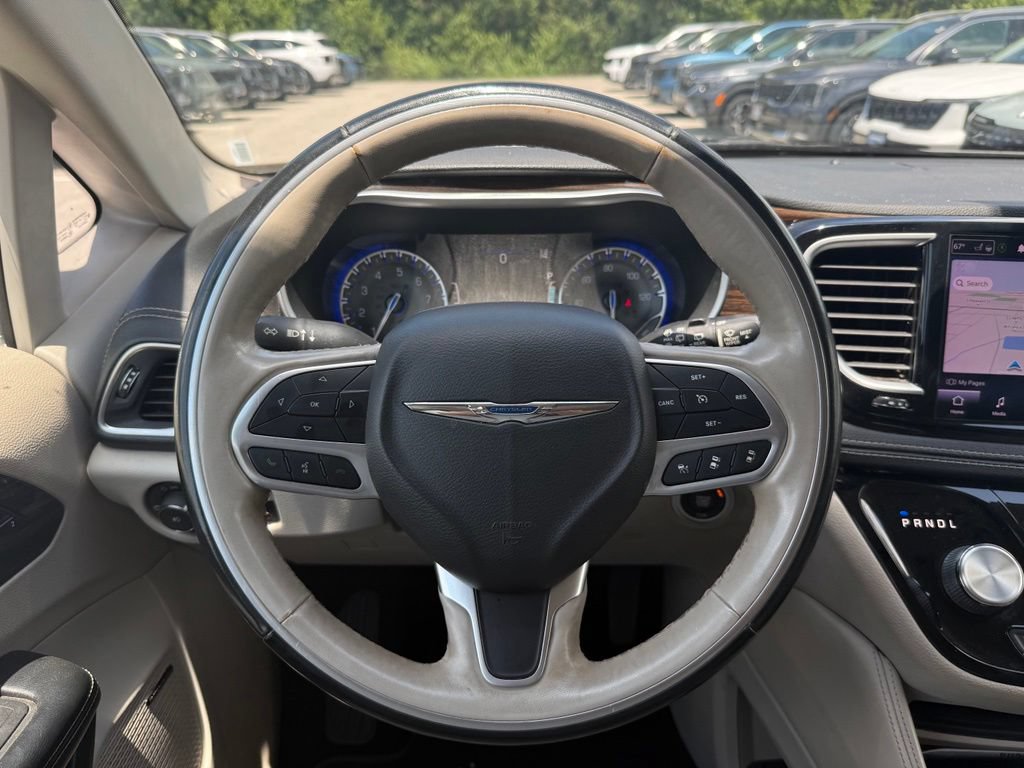 Used 2021 Chrysler Pacifica Limited w/ Premium & Safety Sphere Group AWD/4WD image 18