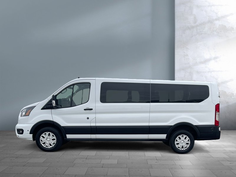 Used 2024 Ford Transit 350 XLT image 3