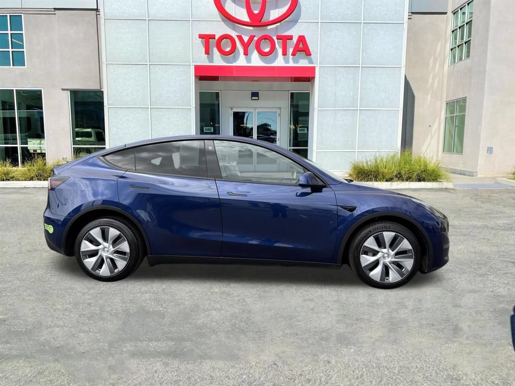 Used 2023 Tesla Model Y Long Range AWD/4WD image 8