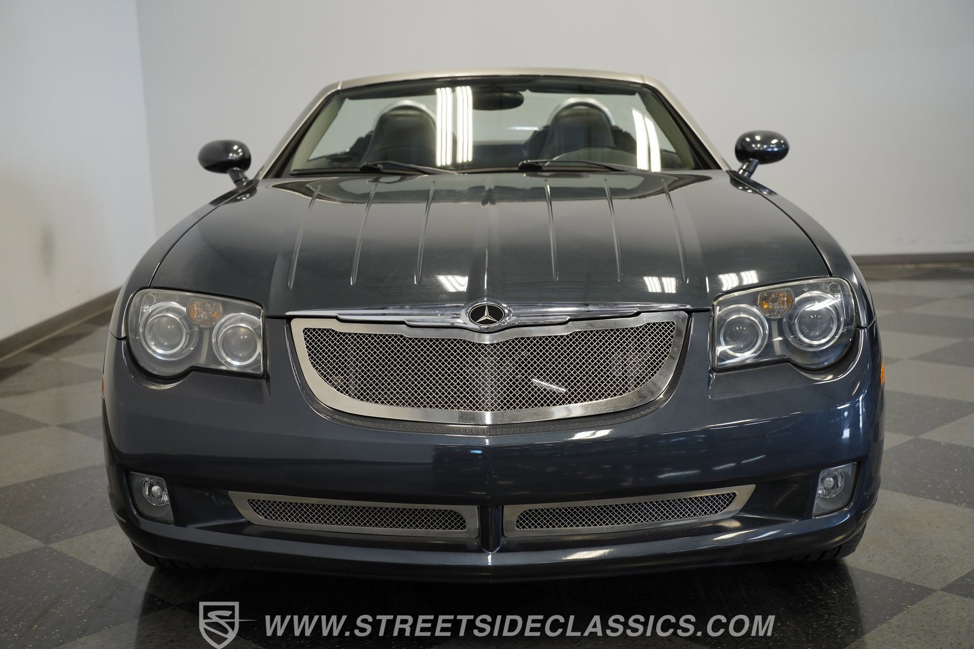 Used 2006 Chrysler Crossfire Limited image 17