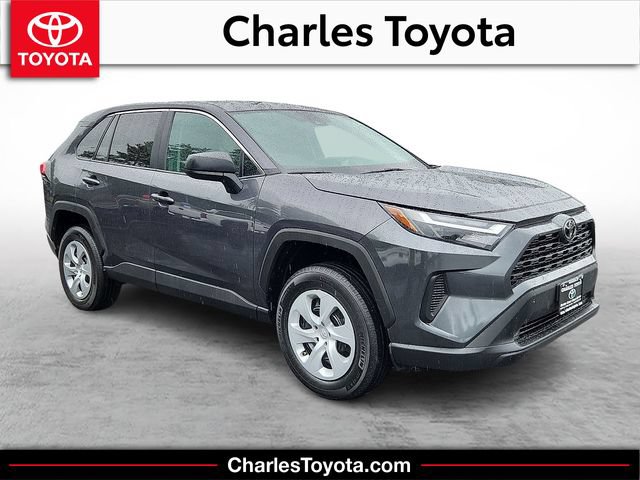 Used 2025 Toyota RAV4 LE AWD/4WD image 1