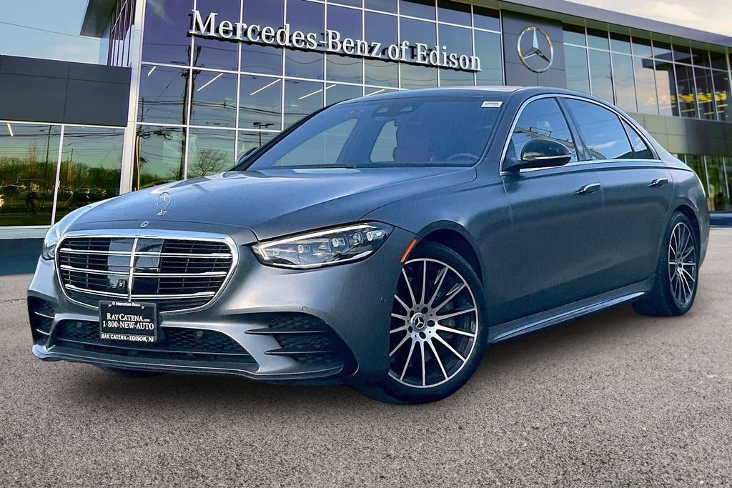 Certified 2022 Mercedes-Benz S 500 4MATIC image 3
