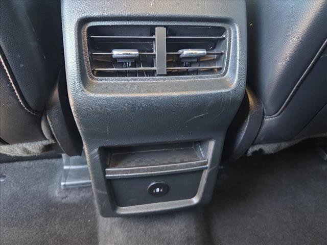 Used 2024 Ford Edge SEL AWD/4WD image 16