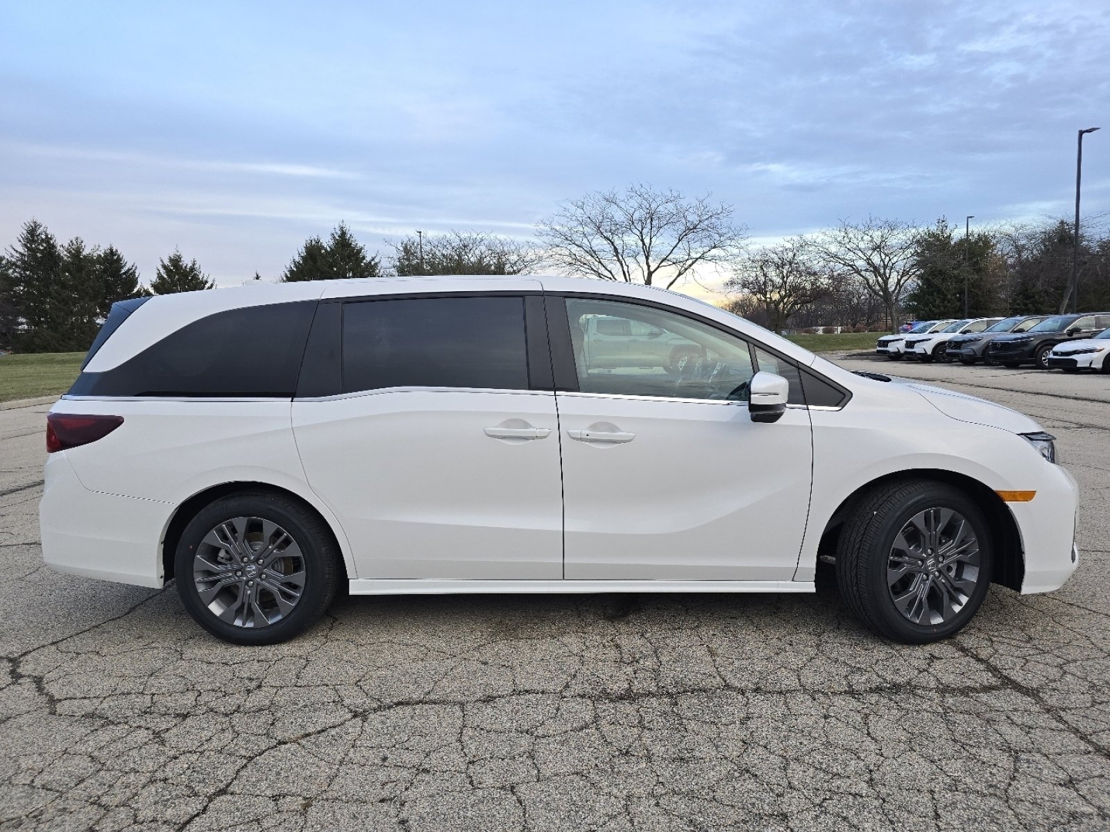 New 2026 Honda Odyssey Touring image 20