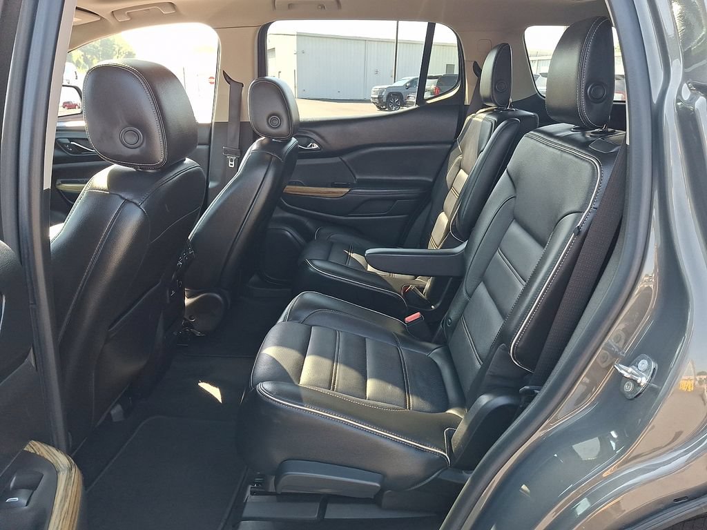 Used 2018 GMC Acadia Denali w/ Technology Package AWD/4WD image 10