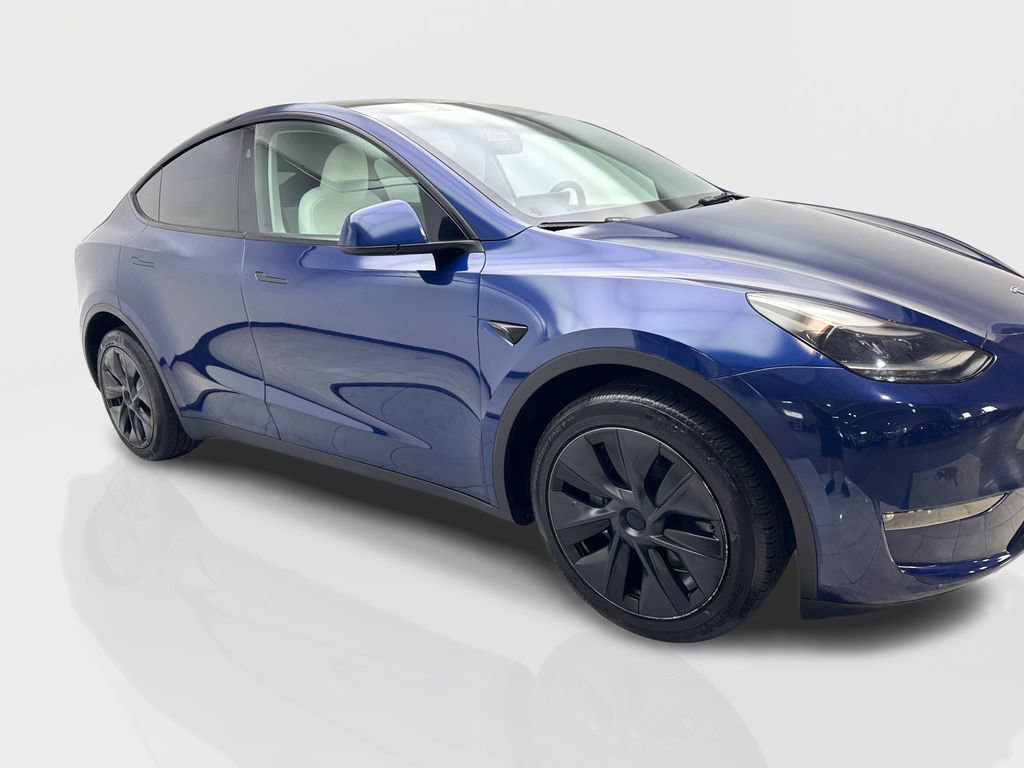 Used 2024 Tesla Model Y Long Range image 12