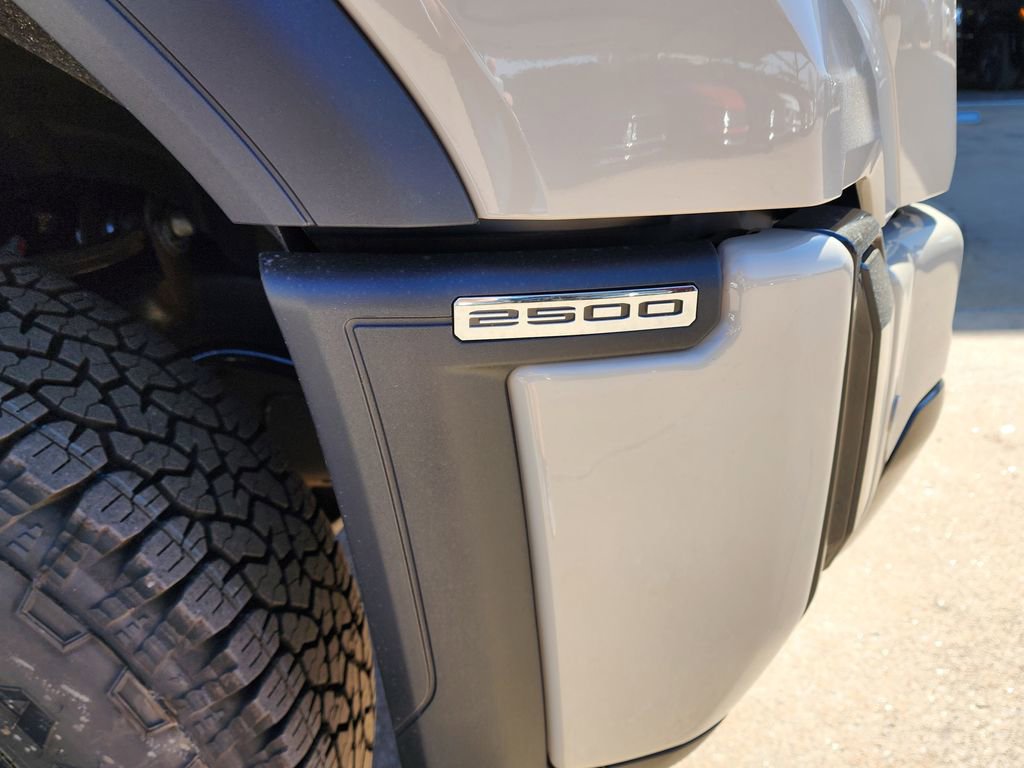 New 2026 GMC Sierra 2500 AT4 w/ AT4 Premium Plus Package image 11