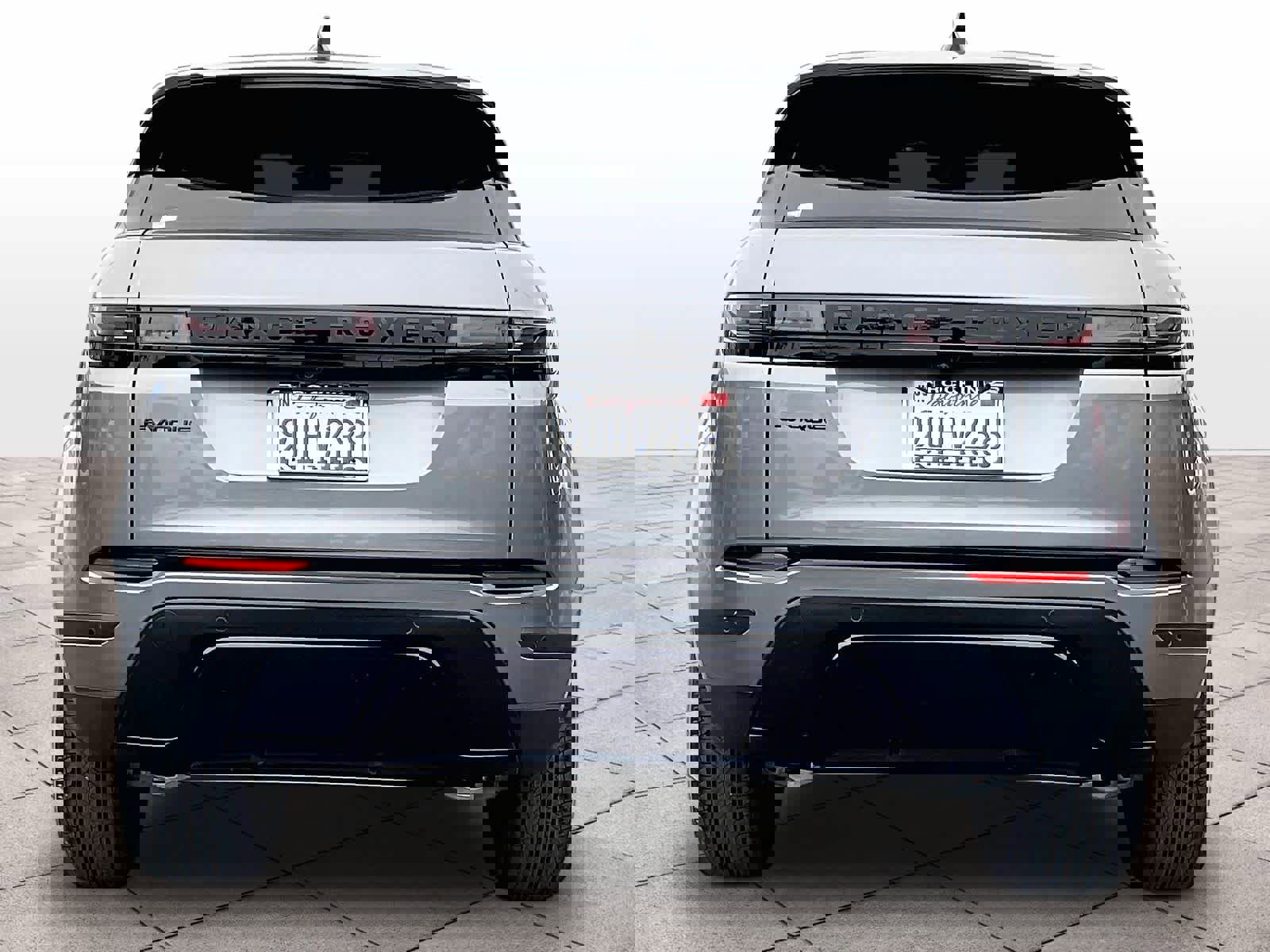 Used 2026 Land Rover Range Rover Evoque S image 6