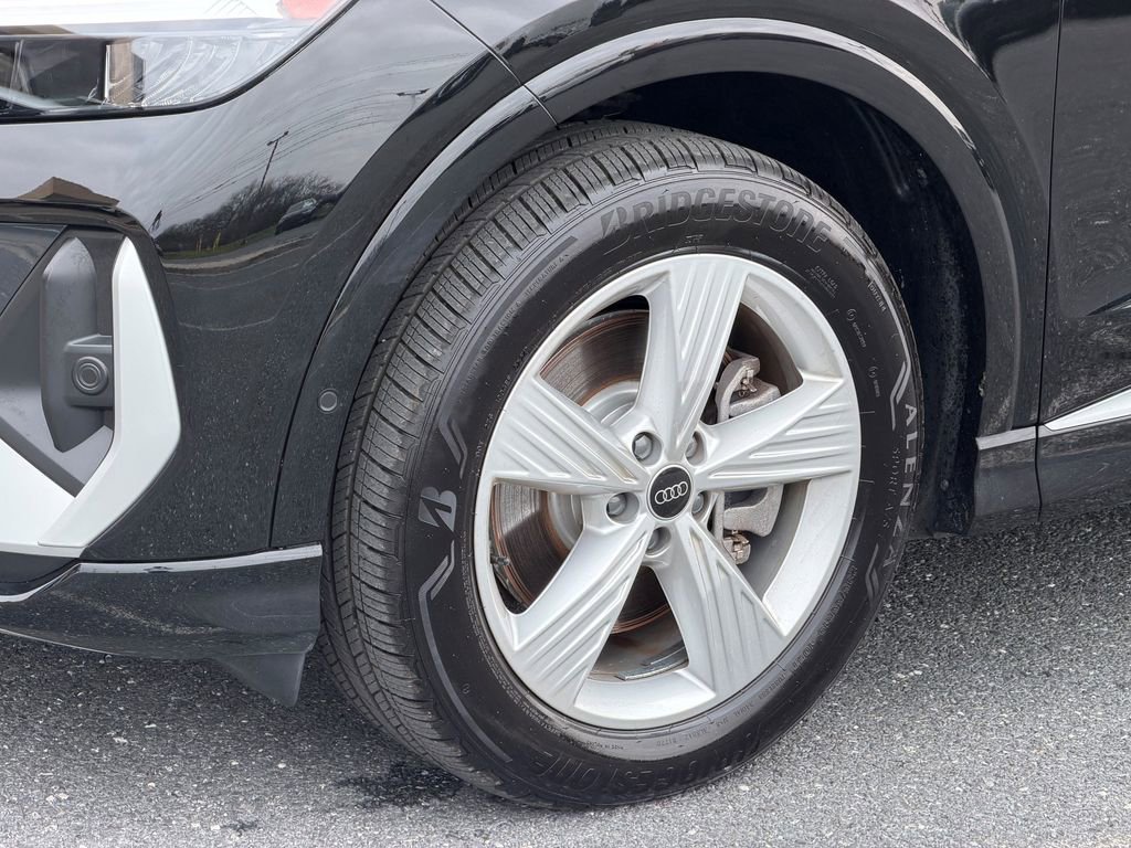 Certified 2024 Audi Q4 e-tron Premium Plus w/ Premium Plus image 8