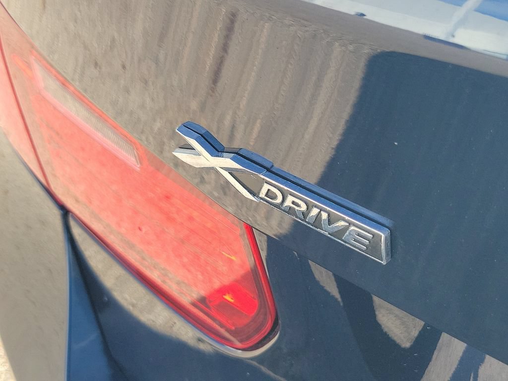 Used 2015 BMW 320i xDrive Sedan AWD/4WD image 35