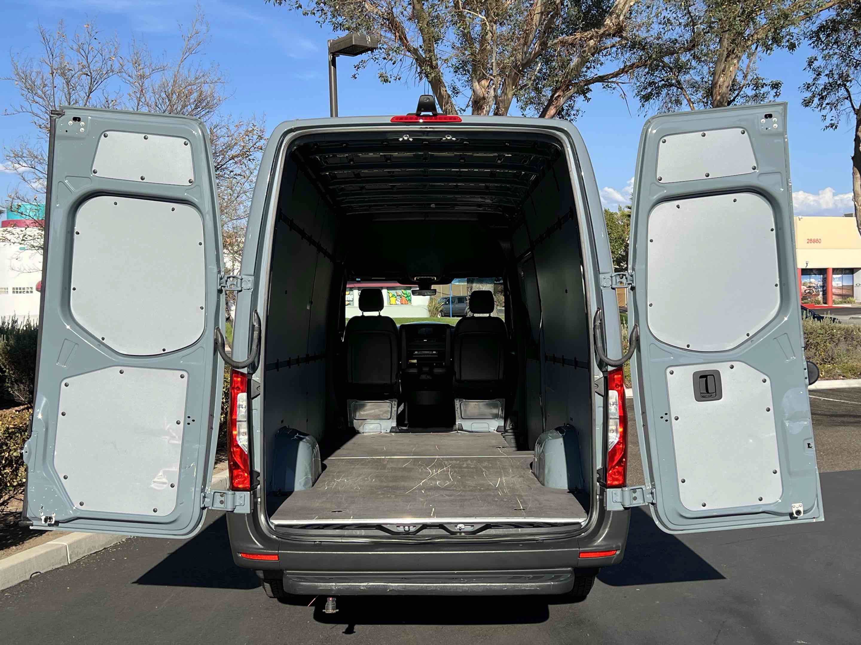 Used 2024 Mercedes-Benz Sprinter 2500 image 69