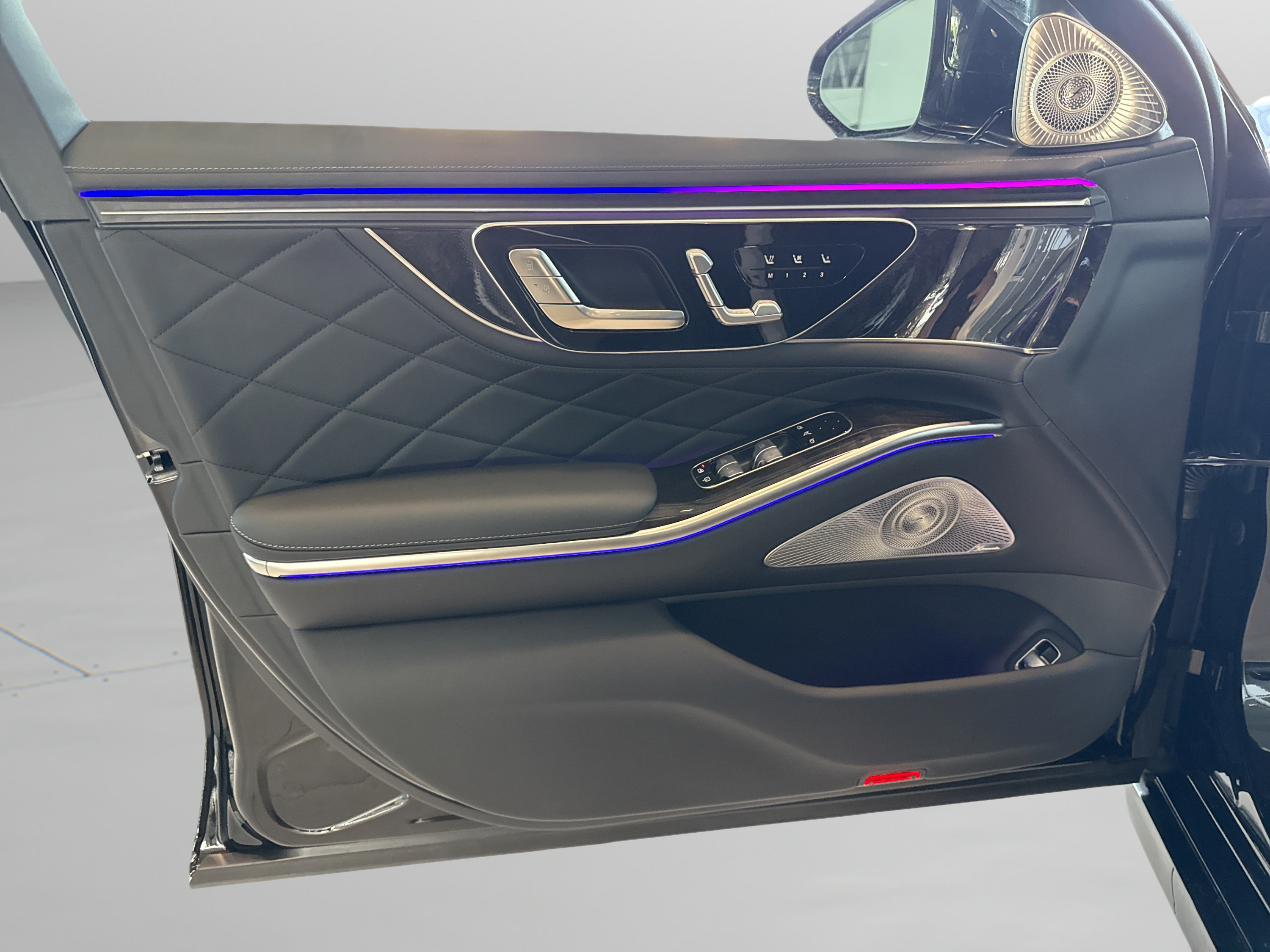 New 2027 Mercedes-Benz S 580 4MATIC Sedan image 15