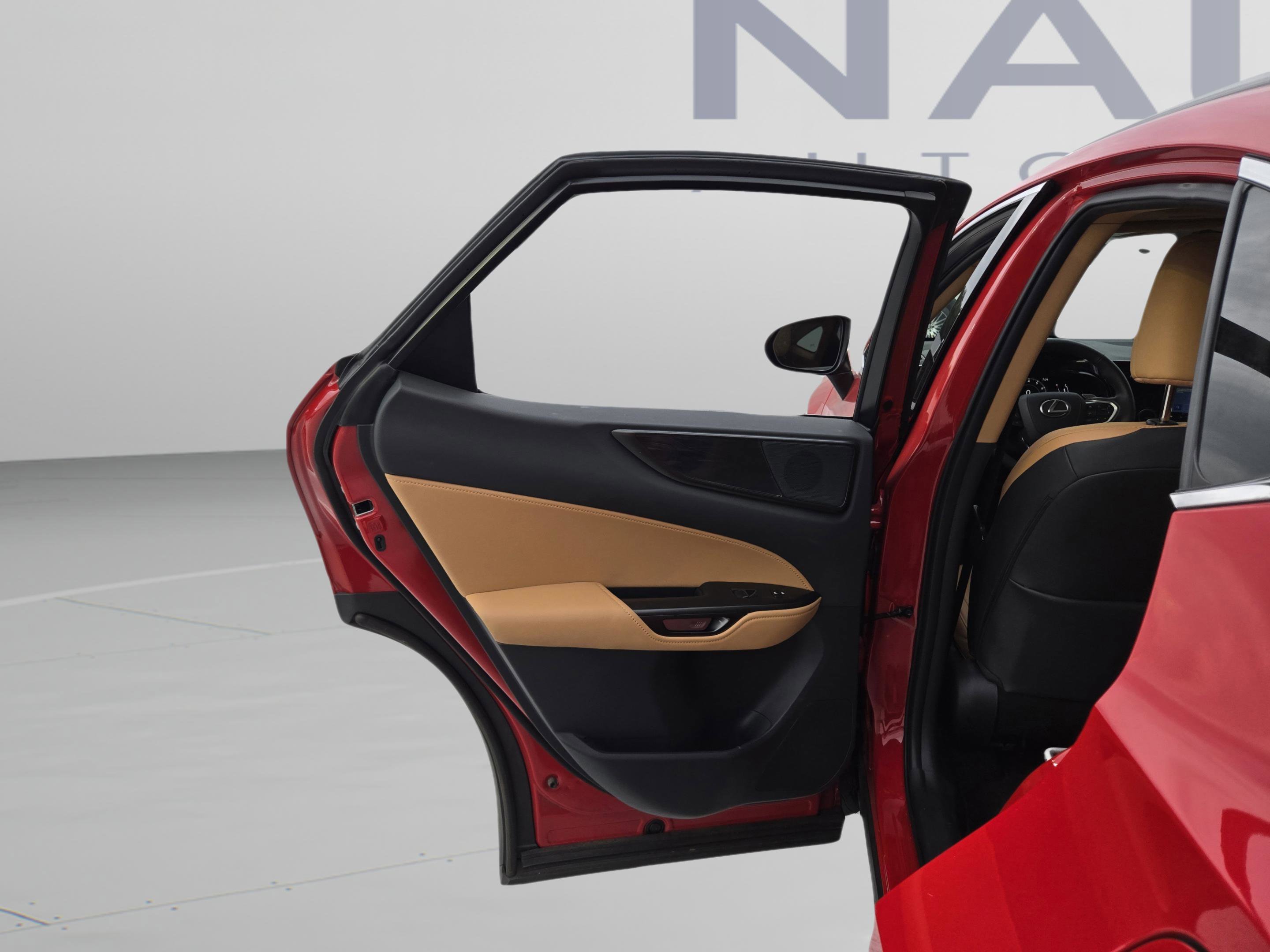 Used 2025 Lexus NX 250 FWD w/ Accessory Package (Z1) image 22