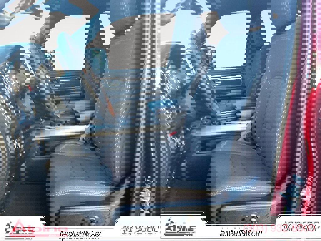 Used 2025 RAM 1500 Big Horn image 9