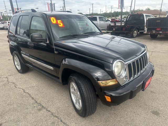 Used 2005 Jeep Liberty Limited AWD/4WD image 4