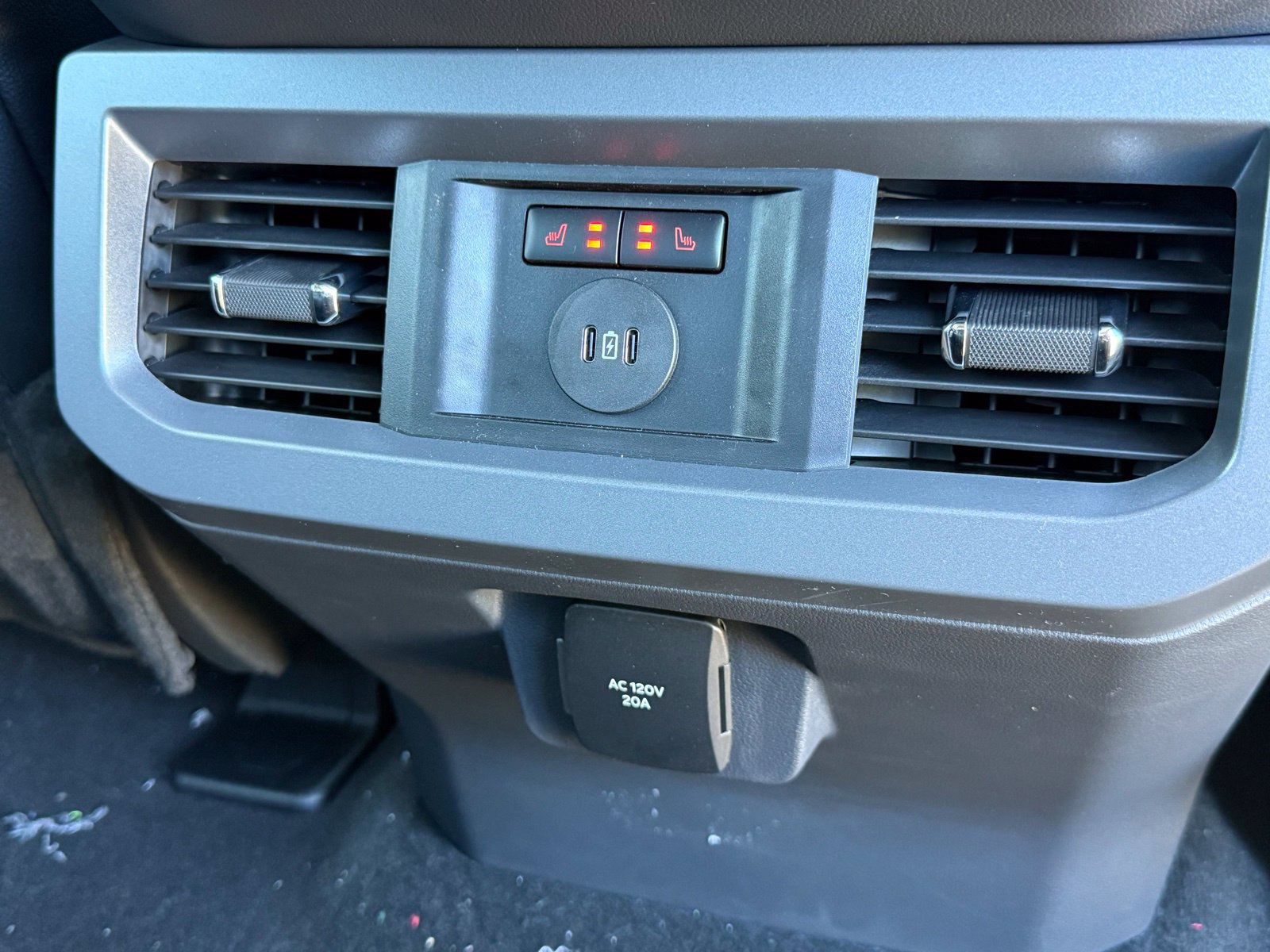 New 2026 Ford F550 4x4 Crew Cab image 17