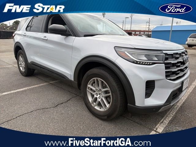 Used 2026 Ford Explorer Active AWD/4WD image 1
