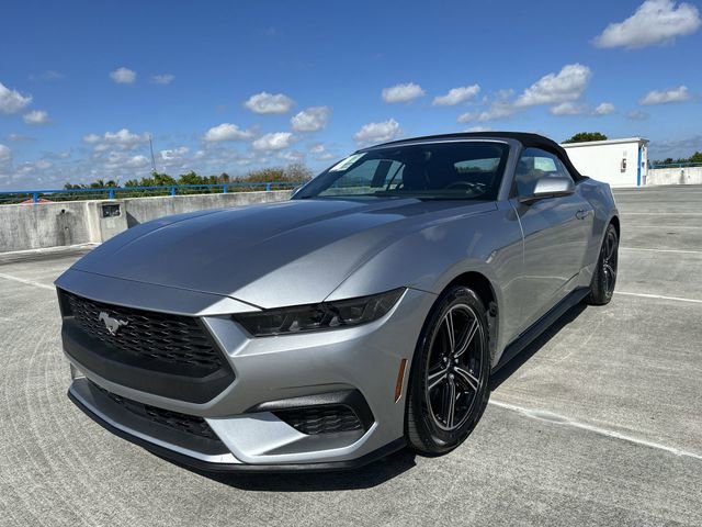 Used 2025 Ford Mustang Premium RWD image 14