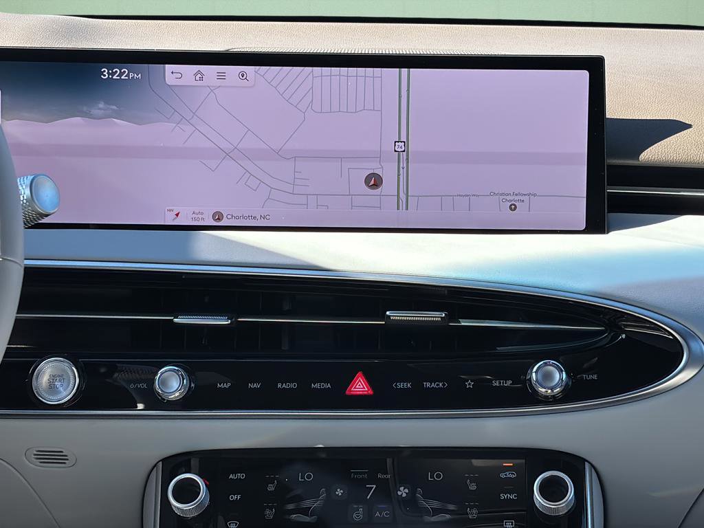 Certified 2026 Genesis GV70 2.5T Advanced image 22