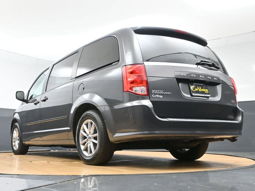 Used 2016 Dodge Grand Caravan SE FWD image 39