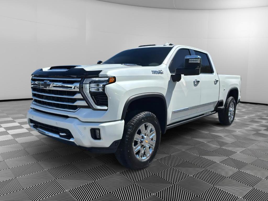 Used 2024 Chevrolet Silverado 2500 High Country w/ High Country Premium Package AWD/4WD image 1