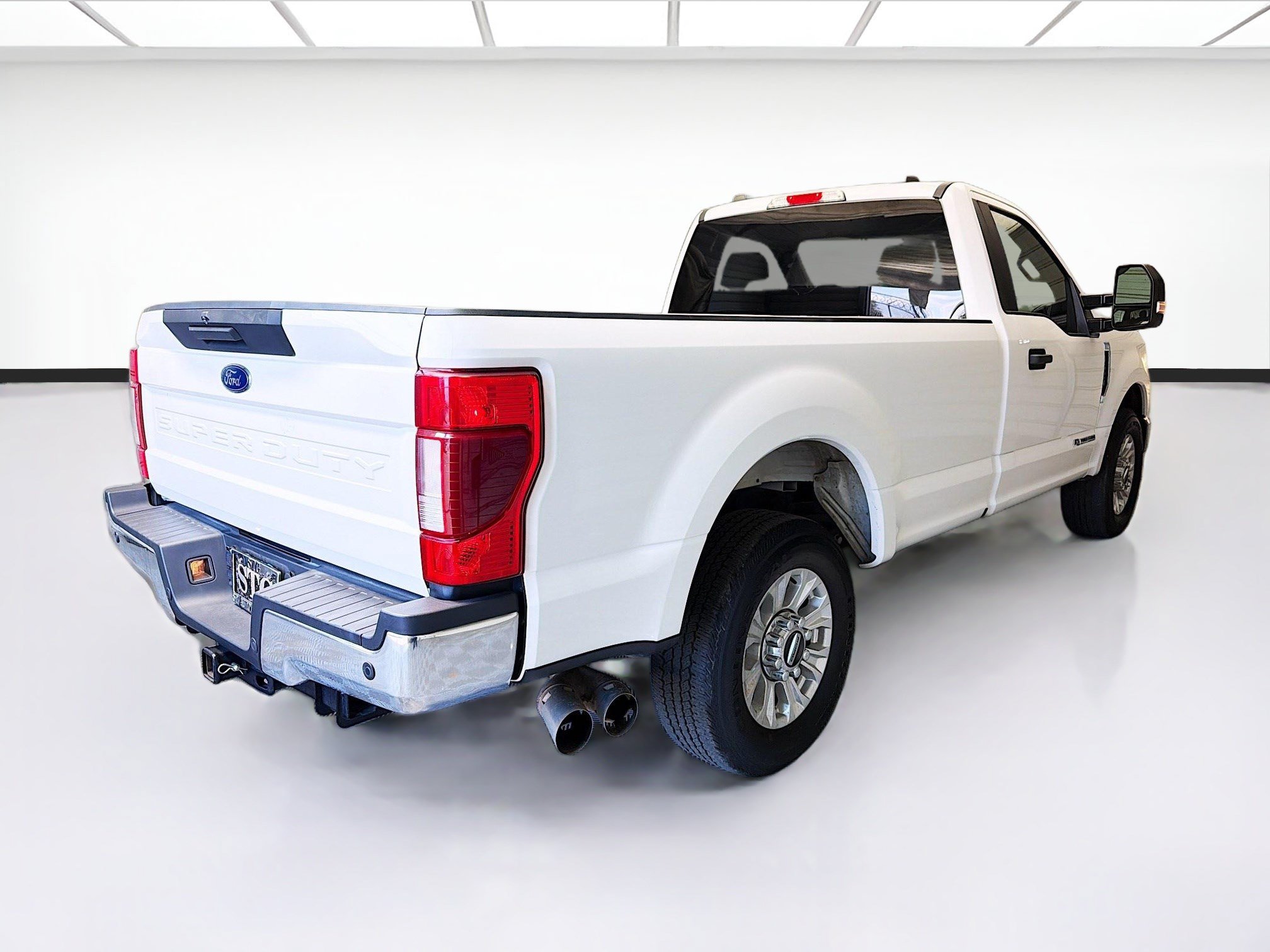 Used 2022 Ford F250 XLT RWD image 4