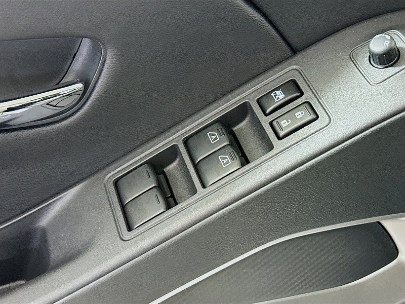 New 2026 Nissan Frontier SV w/ All-Weather Content Package AWD/4WD image 18