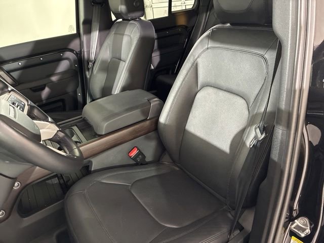 Used 2024 Land Rover Defender 110 S image 18