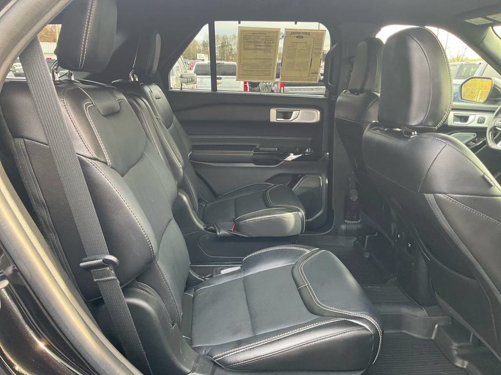 Used 2022 Ford Explorer ST w/ Equipment Group 401A AWD/4WD image 13