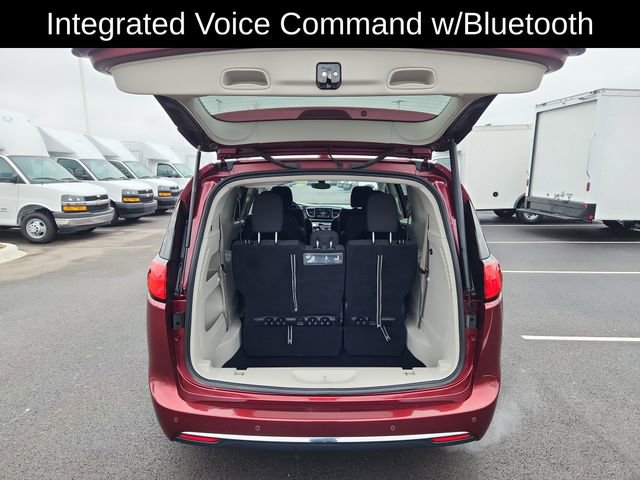 Used 2018 Chrysler Pacifica Touring Plus image 31