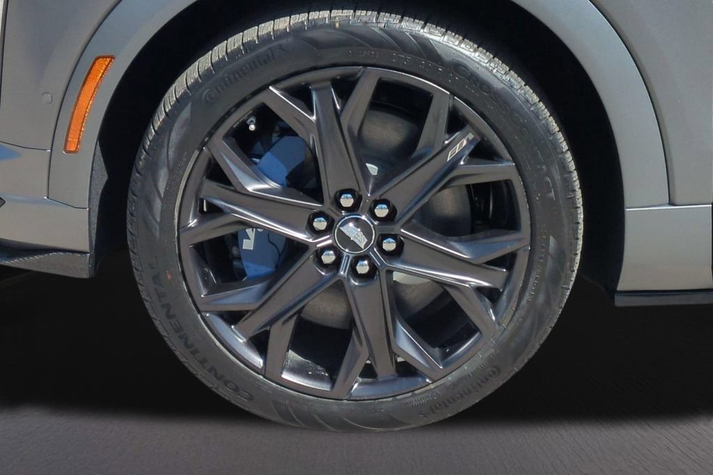 New 2026 Cadillac Optiq V w/ Magnus Launch Edition AWD/4WD image 12